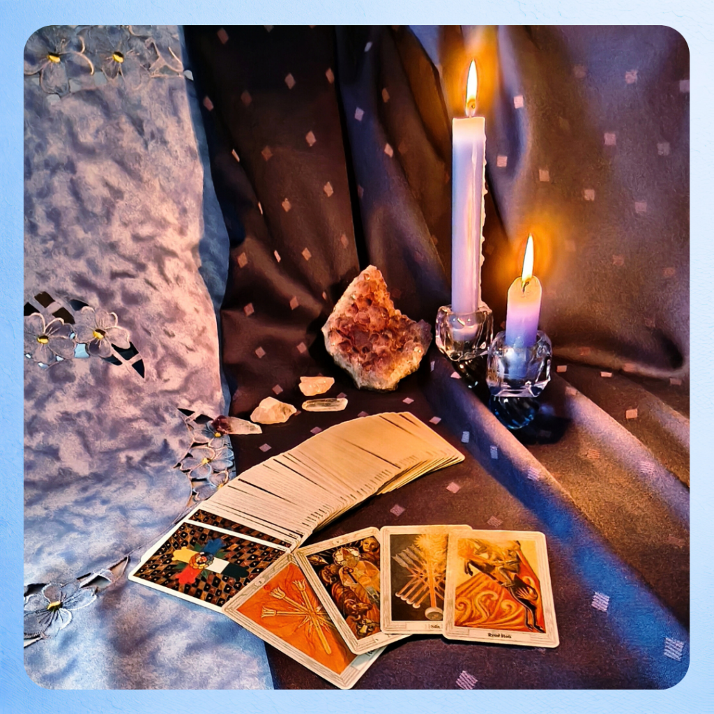 Výklad tarotu na říjen 2025